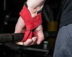 Harbinger Padded Leather Lifting Straps -HARBIN Sports Shop 86ecfcbc1e9f1ae5ee2d71910877da36 5d0a757e6358d 600x479 1