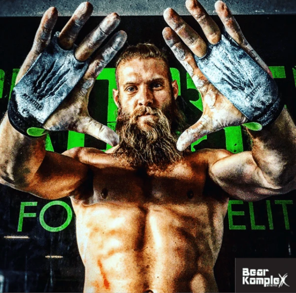 Bear Komplex 2 Hole Hand Grips – Carbon Fiber 5 Bear Komplex 2 Hole Hand Grips – Carbon Fiber - Image 3