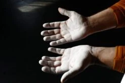 Togear Liquid Chalk -HARBIN Sports Shop e3ca0449fa2ea7701a7ac53fb719c51a 5d0a75739d3cd 600x400 1